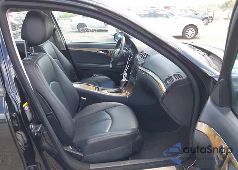 2009 Mercedes-Benz E 350 4Matic z USA, uszkodzony, nr VIN WDBUF87X29B374658